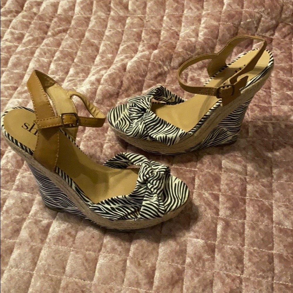 Zebra print wedges